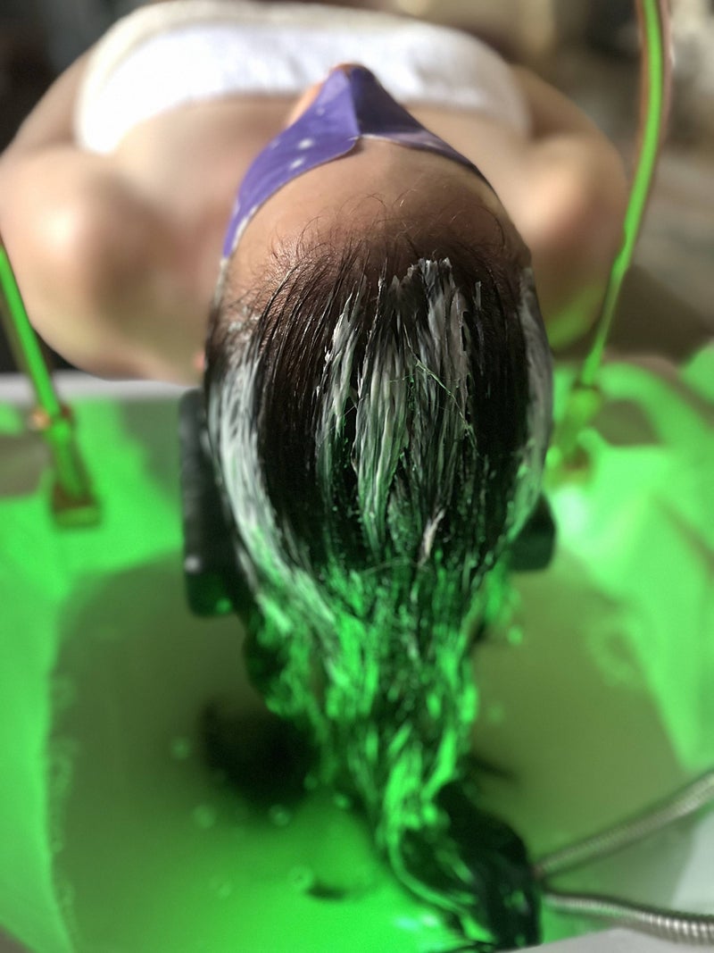 Head spa treatment